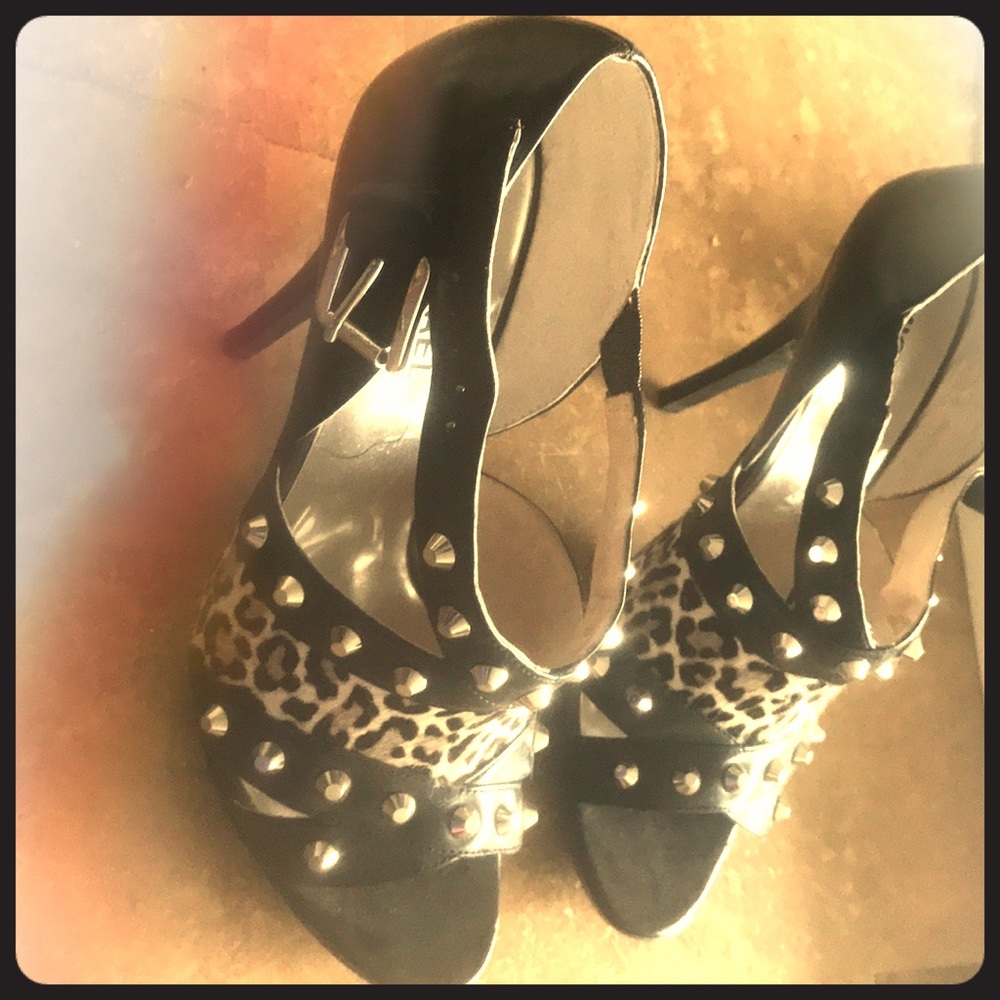 Female sandals